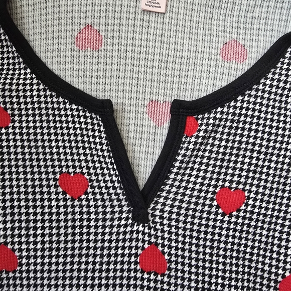 Victoria's Secret Black and Red Heart Pajama Set - Picture 3 of 9
